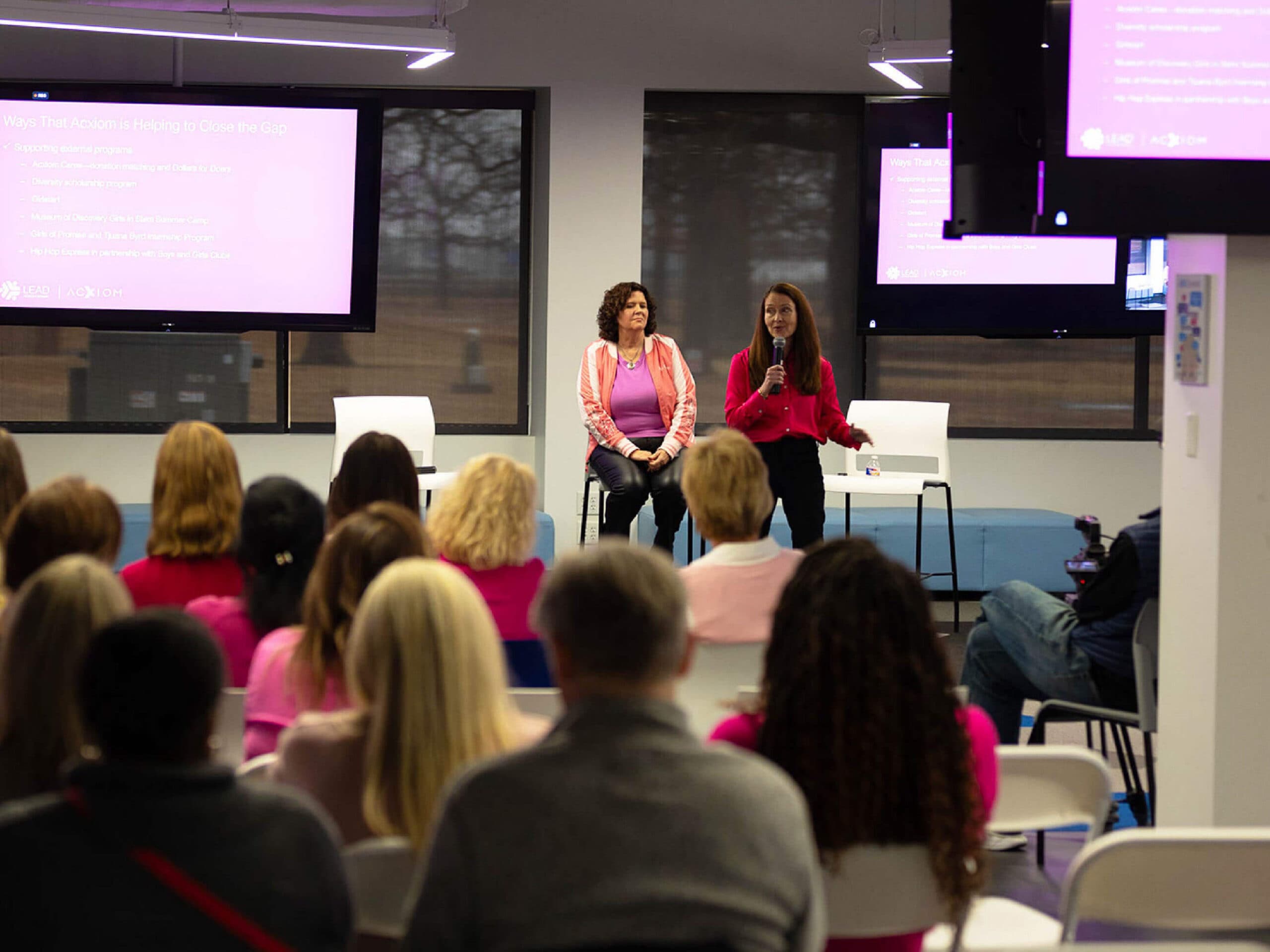 Celebrating successes: acxiom women LEAD celebrates fifth birthday!